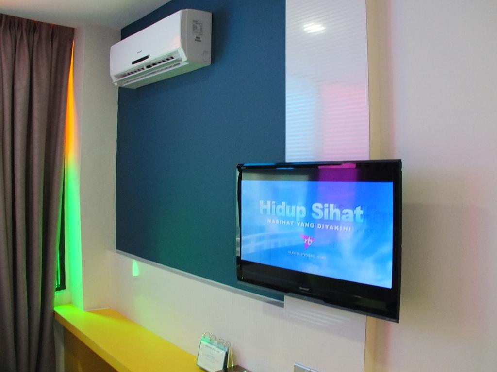Baguss Hotel And Serviced Apartment Τζόχορ Μπάχρου Εξωτερικό φωτογραφία