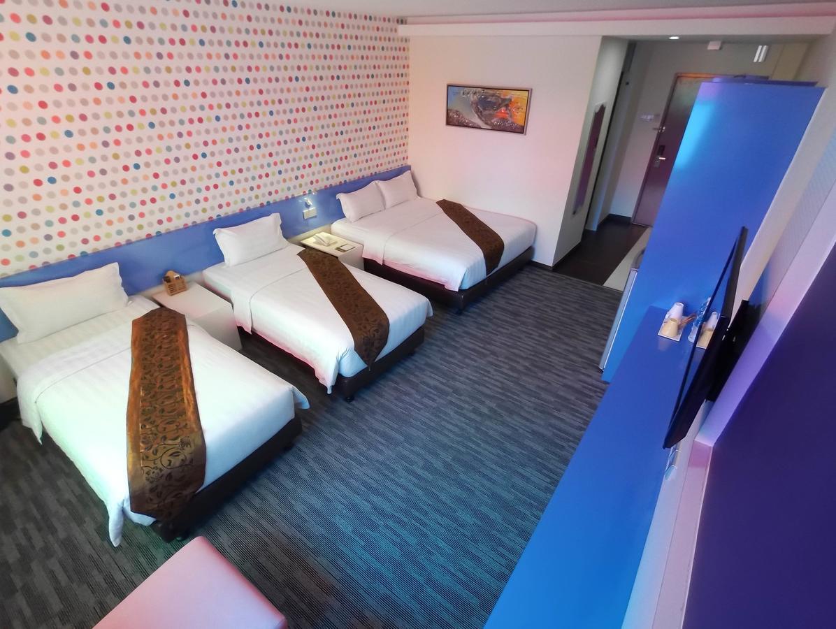 Baguss Hotel And Serviced Apartment Τζόχορ Μπάχρου Εξωτερικό φωτογραφία