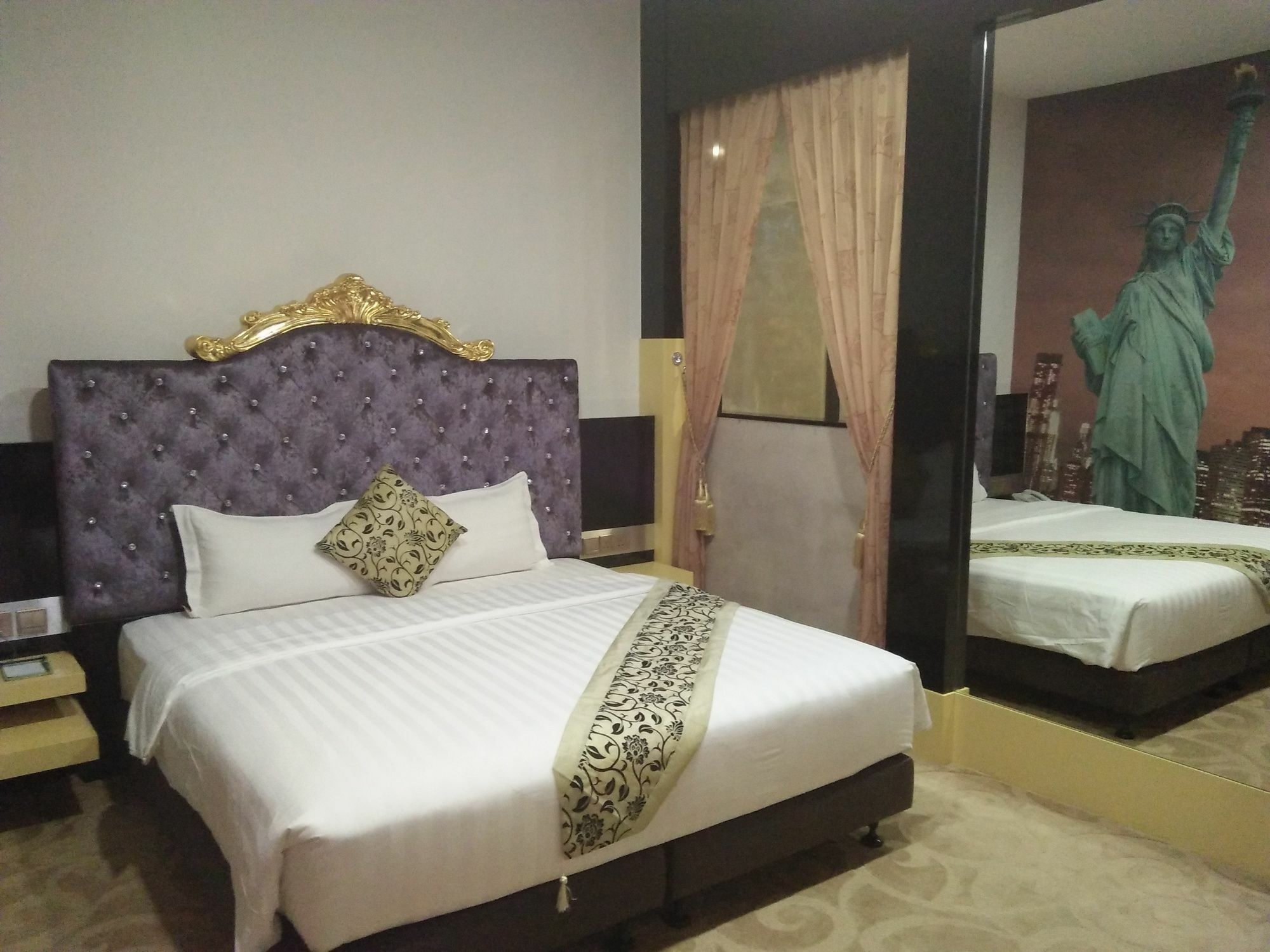 Baguss Hotel And Serviced Apartment Τζόχορ Μπάχρου Εξωτερικό φωτογραφία