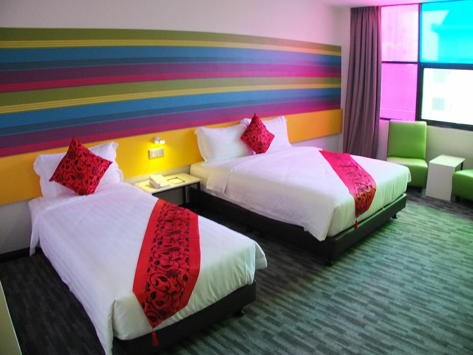 Baguss Hotel And Serviced Apartment Τζόχορ Μπάχρου Εξωτερικό φωτογραφία