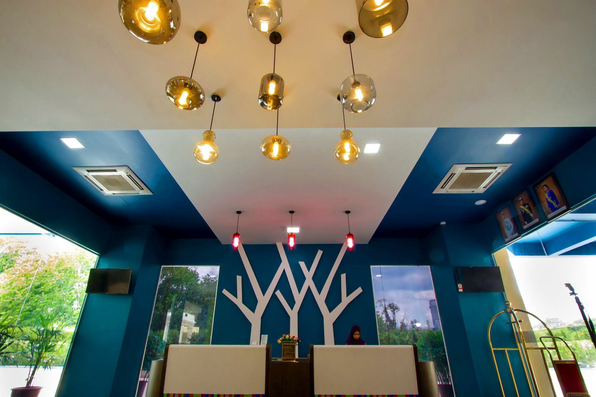 Baguss Hotel And Serviced Apartment Τζόχορ Μπάχρου Εξωτερικό φωτογραφία