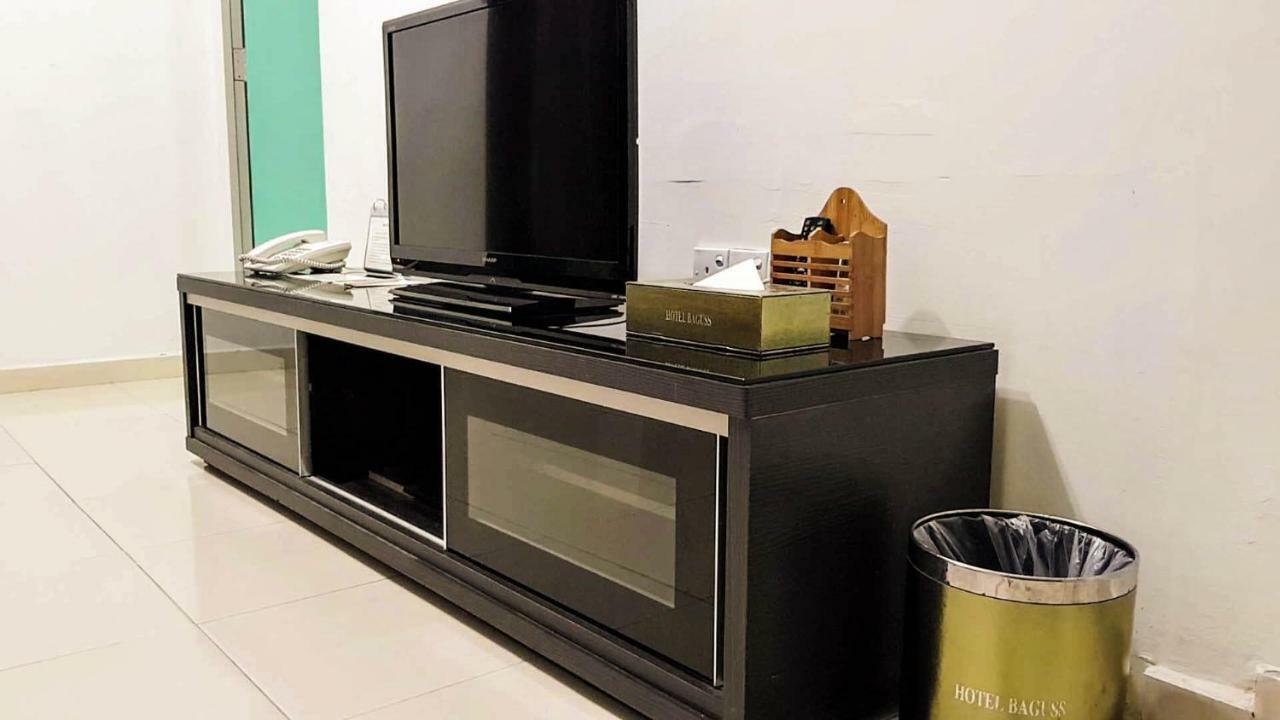 Baguss Hotel And Serviced Apartment Τζόχορ Μπάχρου Εξωτερικό φωτογραφία